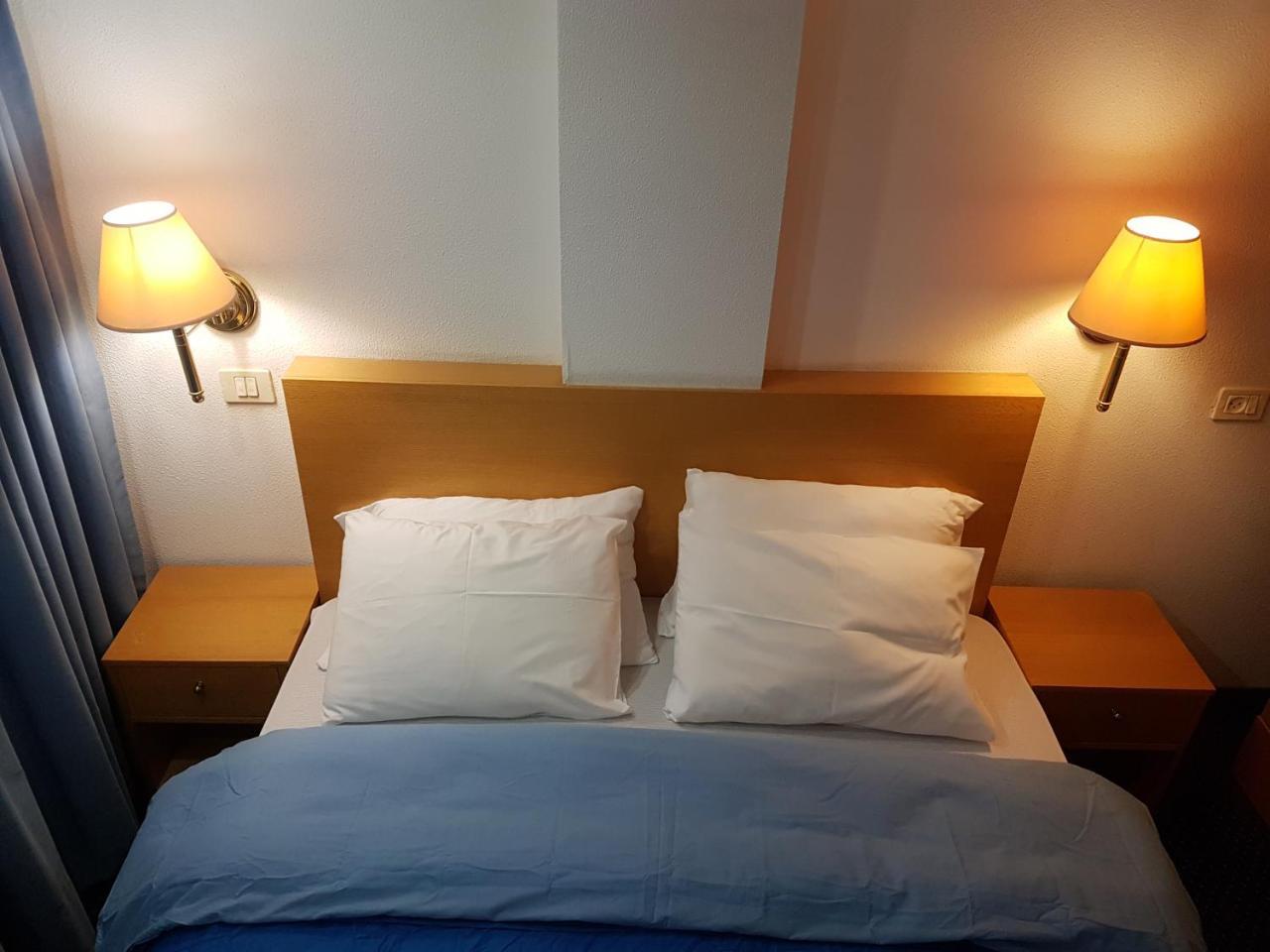 Carmel Mountain Motel ハイファ エクステリア 写真